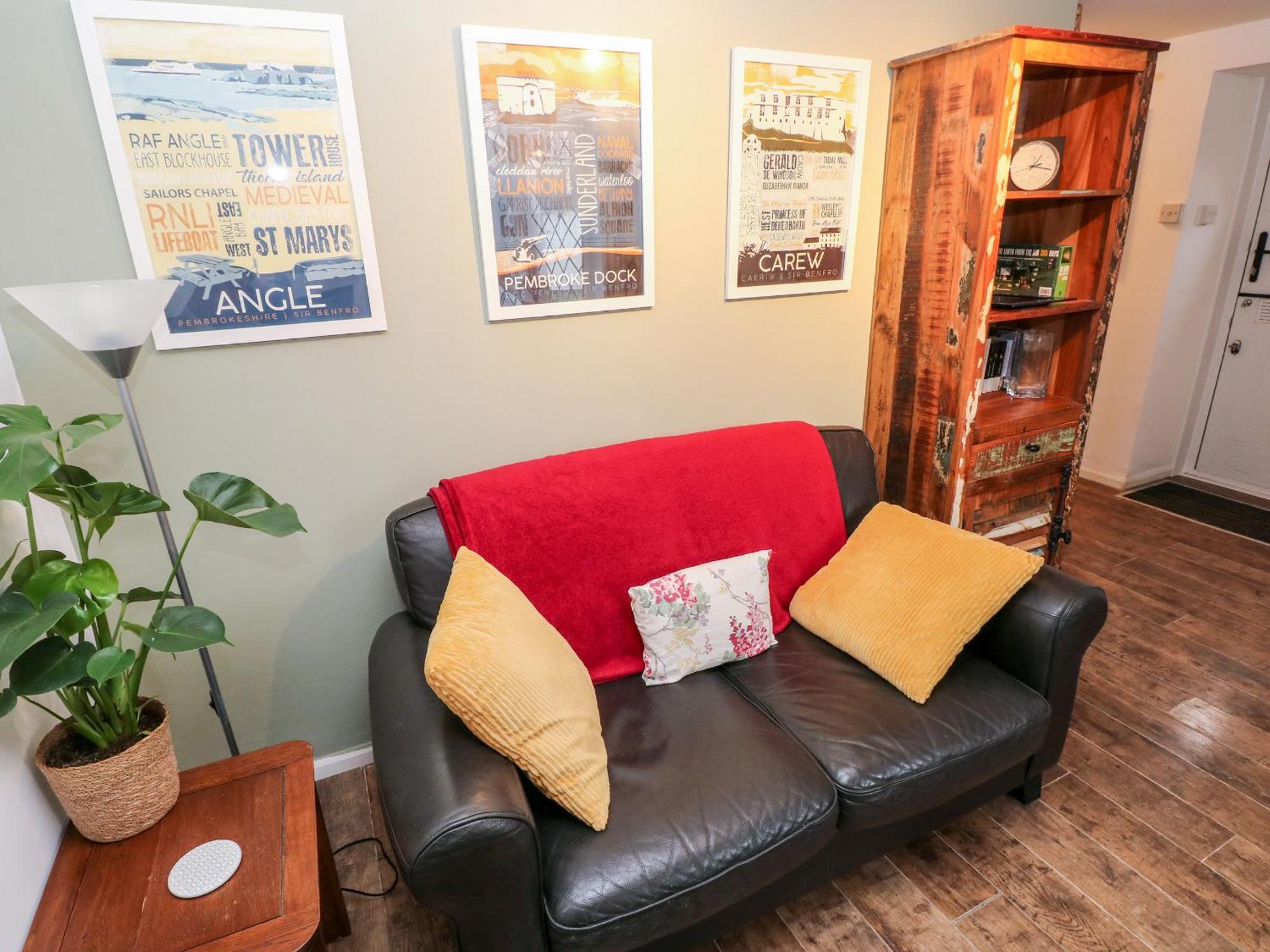 Villa The Coach House à Tenby Extérieur photo
